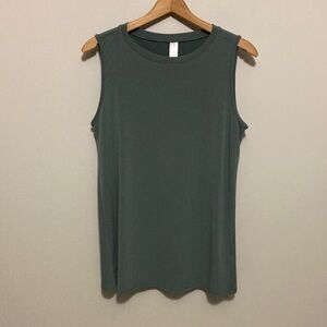 MarlaWynne Sleeveless Green Tank Top, Size Large